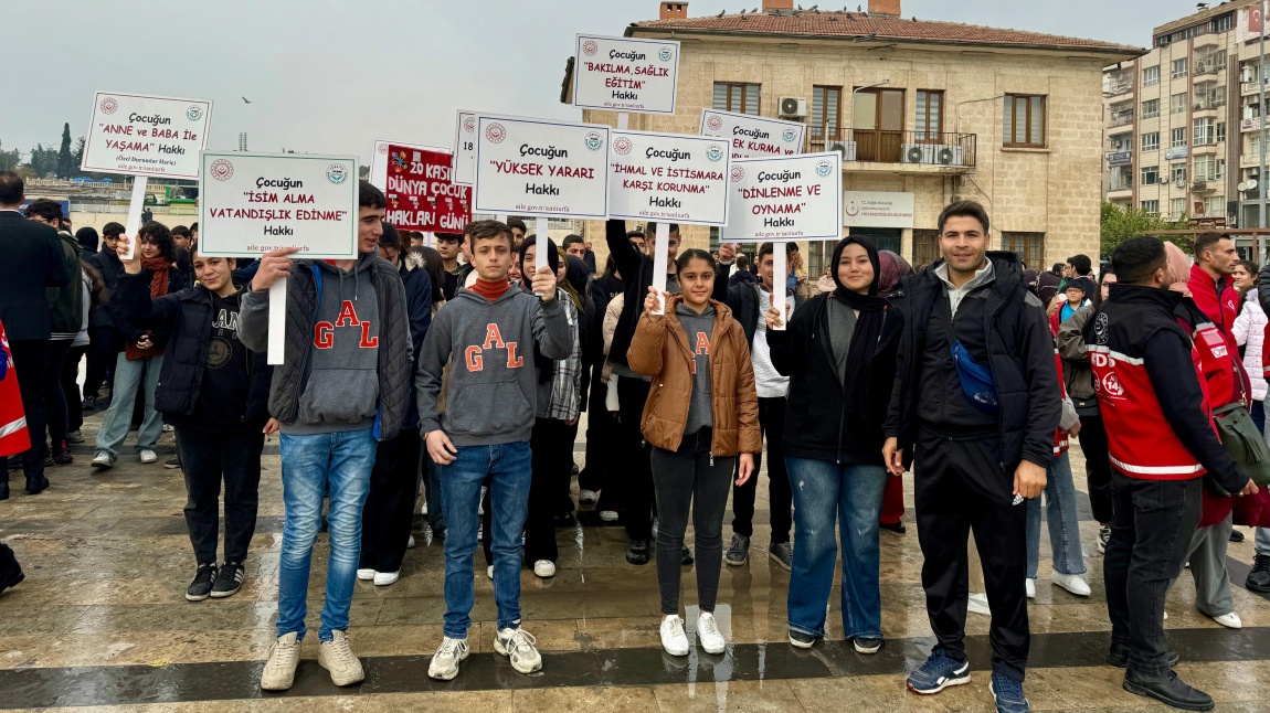 BEN ÇOCUĞUM, HAKLARIMLA VARIM